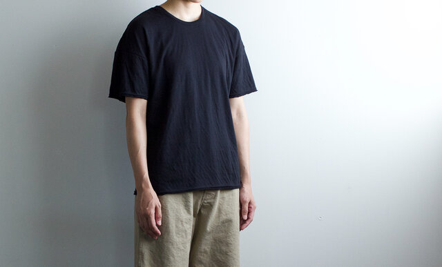 dual-layered fabric tshirt/blackの画像1枚目