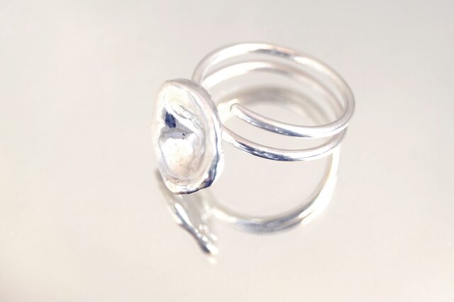 ゆびにひかりあつめて(水写‐炎と水が創るシルバーアクセサリー)の画像1枚目