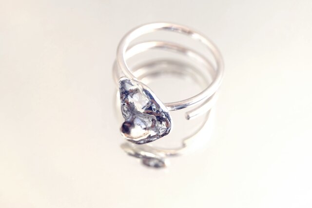 かすみかかるみかづき(水写‐炎と水が創るシルバーアクセサリー)の画像1枚目