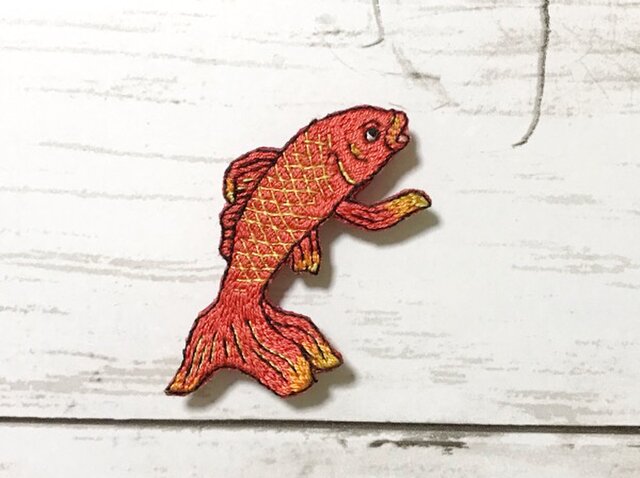 手刺繍浮世絵ブローチ 歌川国芳 金魚づくし 百ものがたり より Iichi ハンドメイド クラフト作品 手仕事品の通販