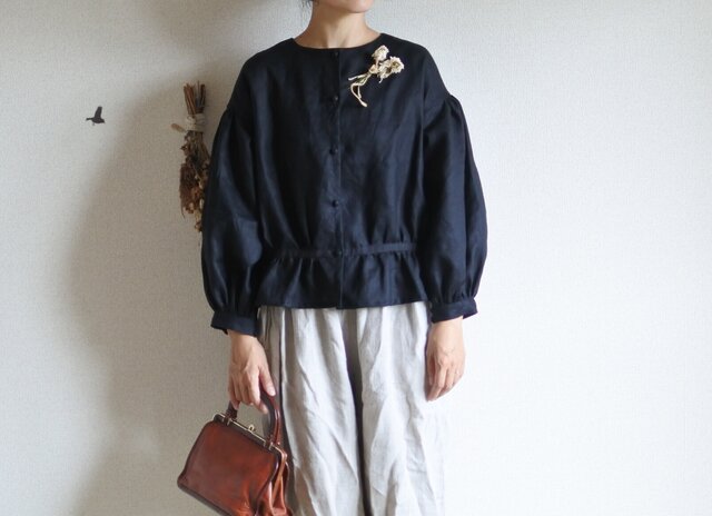 Hana * blouse ブラックの画像1枚目