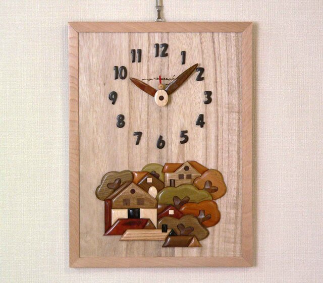 Woody picture & clock 森の家の画像1枚目