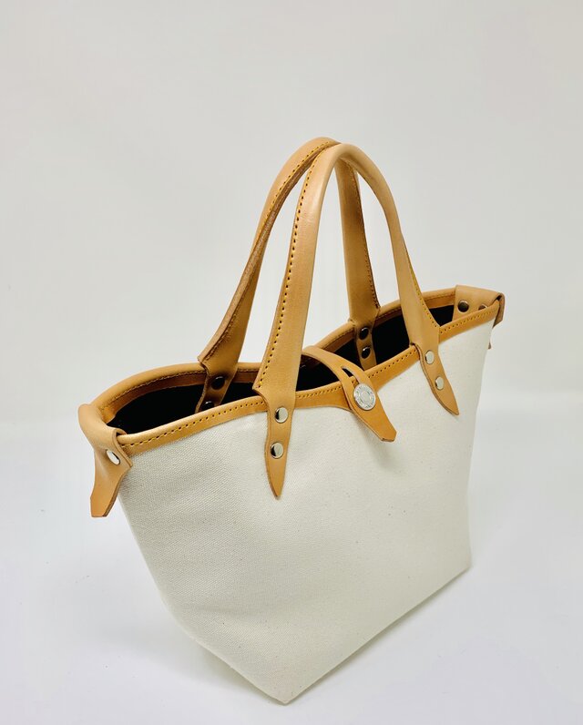 Bucket B ハンプ unisexの画像1枚目