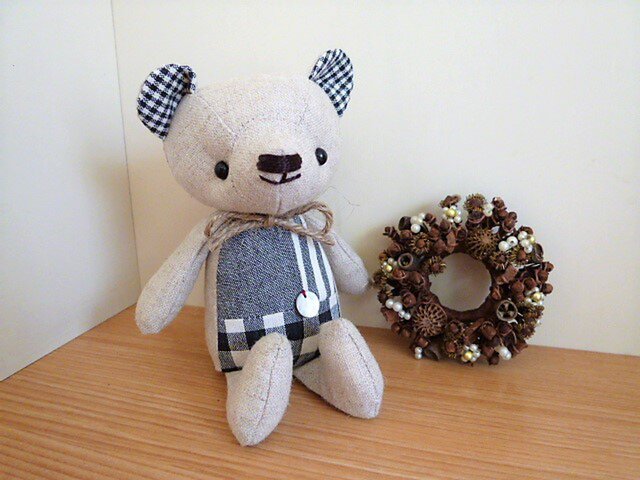 リネンのくまちゃん*パッチ*ブラックの画像1枚目