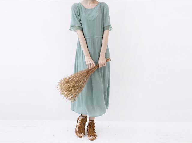 ★夏新作★【L】シワ加工レース、刺繍付き半袖ロングワンピース♪の画像1枚目