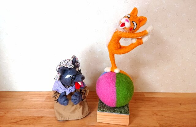 【daiku3様・受注作品】オオカミおばさん・らり助サーカスの画像1枚目