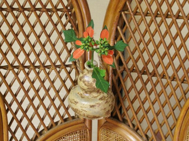 陶器 壁掛け一輪挿し 曲ひょうたん型【190802】 | iichi 日々の暮らし