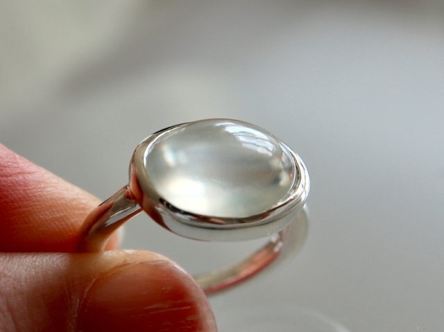 月兎のムーンストーンringの画像1枚目