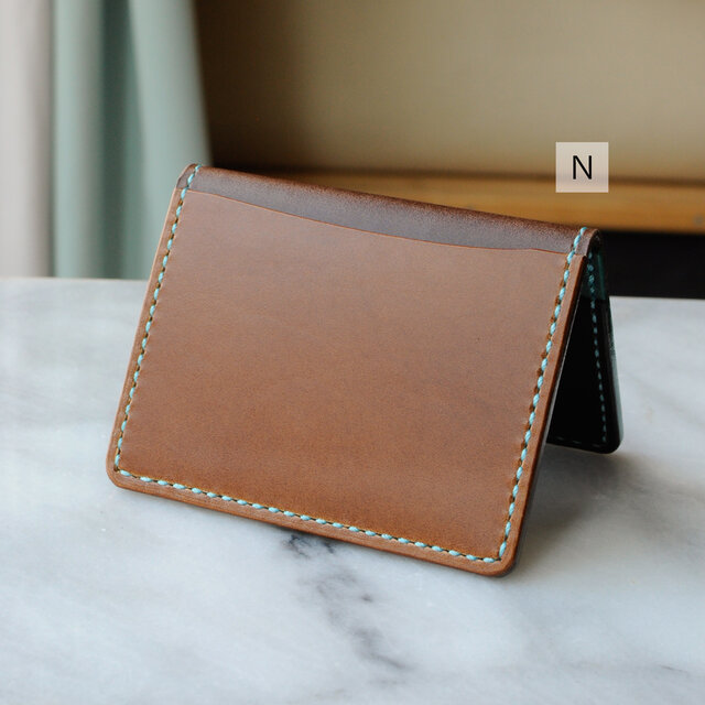 【カラーサンプル】　２つ折りパスケース　窓枠ポケットタイプ②