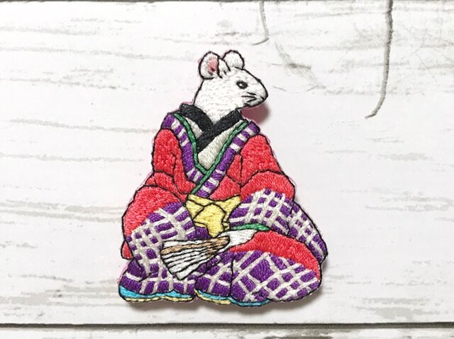 手刺繍浮世絵ブローチ 歌川芳藤 どうけかつらつけ の鼠 Iichi ハンドメイド クラフト作品 手仕事品の通販