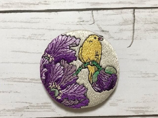 手刺繍浮世絵ブローチ*小原古邨「芥子に金糸雀」よりの画像1枚目