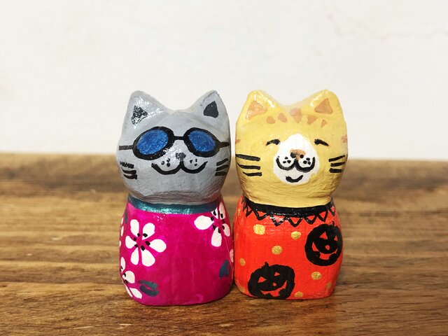 木彫りの猫 玉乗り猫 39cm 木彫り猫 小さなサングラス猫 | iichi 日々