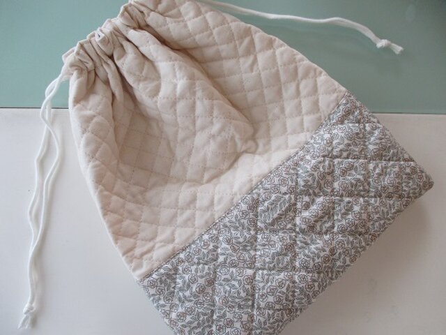 N様オーダー品*リバティ巾着の画像1枚目