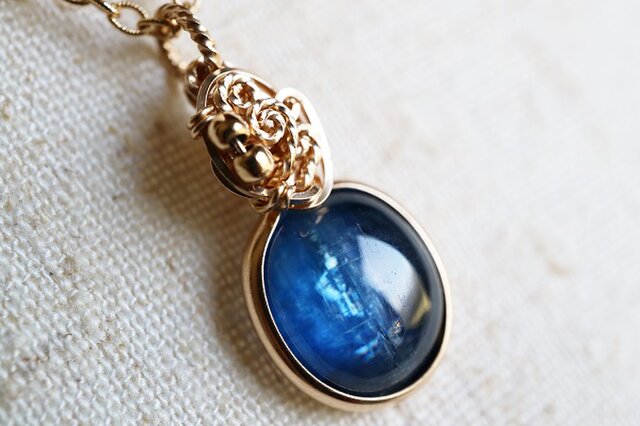 GEMSTONE「C」‐カイヤナイト‐の画像1枚目