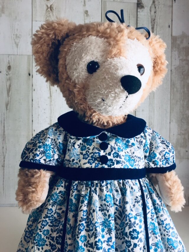 ダッフィーサイズのお洋服 小花ワンピース ブルー Iichi ハンドメイド クラフト作品 手仕事品の通販