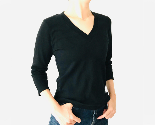【長袖用】形にこだわった 大人のVネックTシャツ【サイズ・色展開有り】の画像1枚目