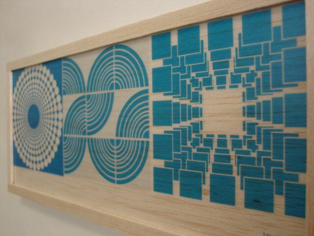 Blue graphic 2の画像1枚目