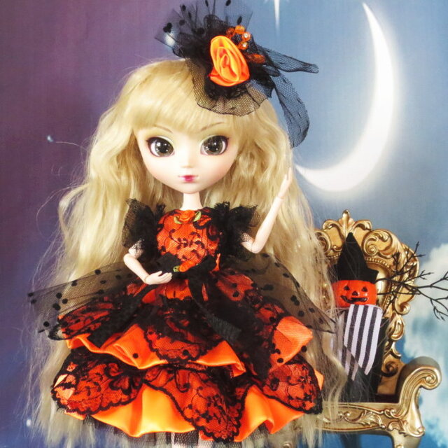 ハロウィンにも最適な魔女っ娘バージョン 萌え可愛いロリータ