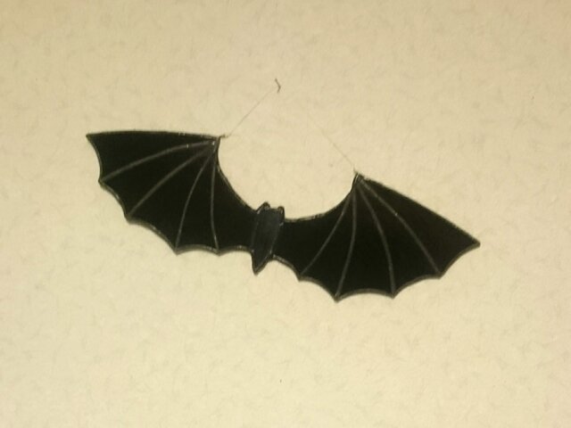 コウモリのオーナメント | iichi 日々の暮らしを心地よくする