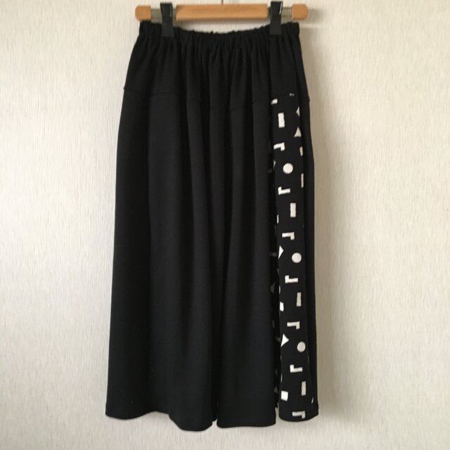 切替サルエルパンツ 黒×黒白積み木柄Fの画像1枚目
