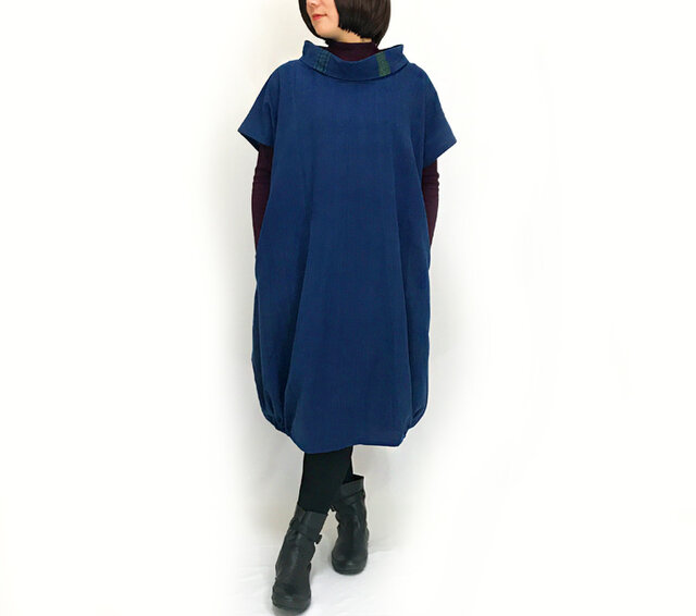 古布絣のバルーンワンピース　ゆったりサイズ　専用になりました 藍染手織綿、大きいサイズの着物古布付きバルーンワンピース | iichi