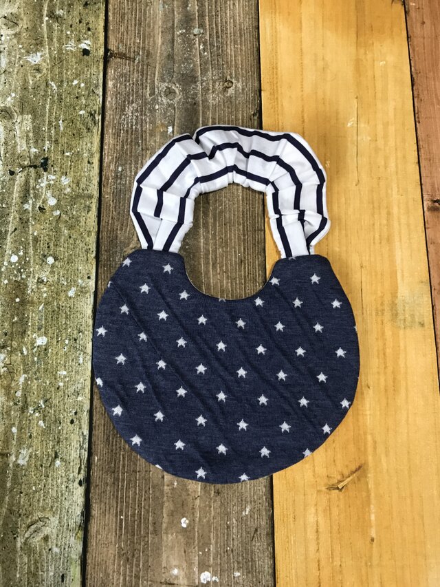 シュシュ　リバーシブル　スタイ