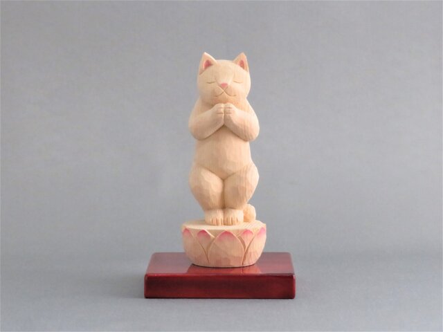 木彫り 立ち合掌猫 猫仏1922の画像1枚目