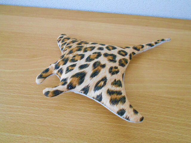 ヒョウモンマンタのぬいぐるみの画像1枚目