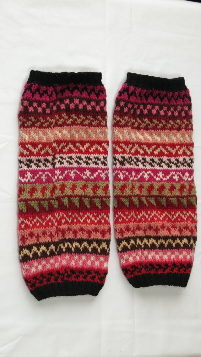 フェアアイルのレッグウォーマー赤