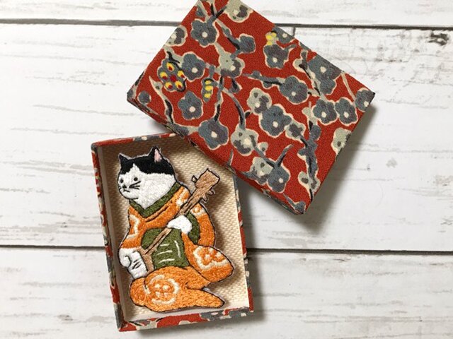 台湾　骨董品　【猫の刺繍画】　レトロ キャット刺繍ポーチ（3カラー） M42-1914｜KANKAN ONLINE SHOP