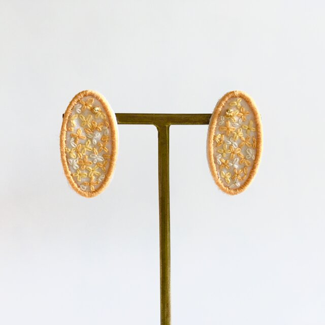 キンモクセイの耳飾り