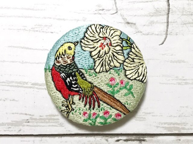 手刺繍日本画ブローチ*幸野楳嶺「楳嶺花鳥画譜 黄蜀葵・錦鶏」よりの画像1枚目