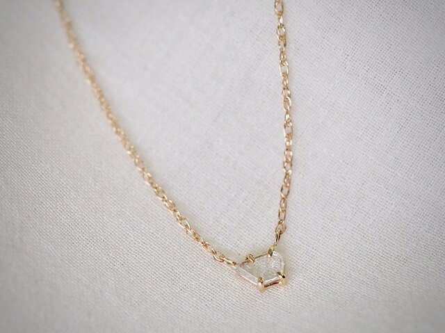 In The Air Diamond Slice Necklaceの画像1枚目