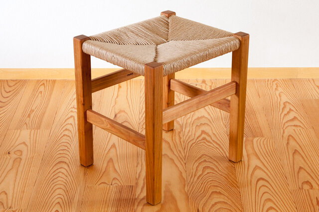 座編みのスツール - 椅子のハンドメイド・クラフト作品・手仕事品一覧