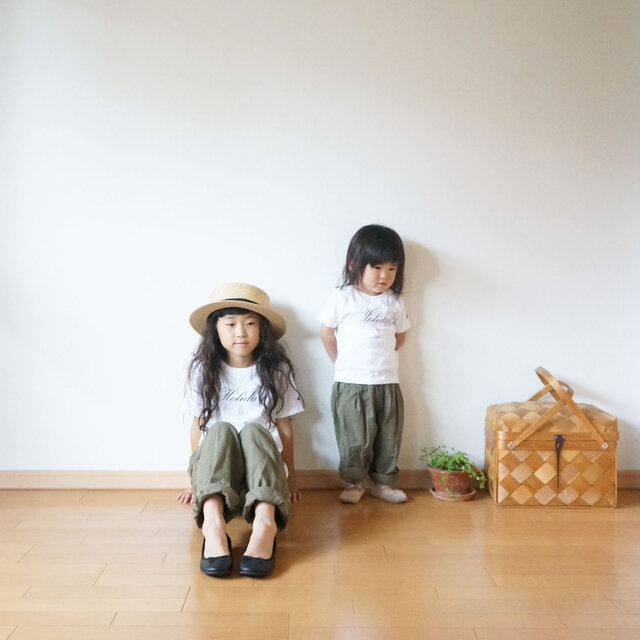 Cotton antique tuck pants KHAKI kids 3(120cm~),4(140cm~)sizeの画像1枚目