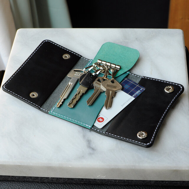 カードが入る4連キーケース | iichi 日々の暮らしを心地よくする