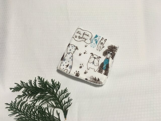 ガーゼタオルハンカチ わんこの集会の画像1枚目
