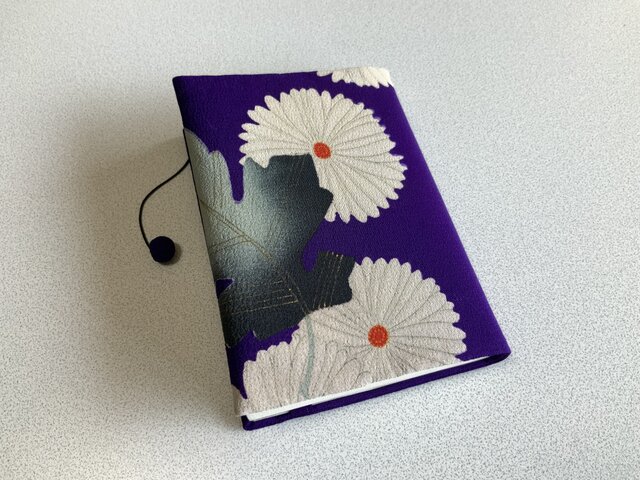 0316 着物リメイク 文庫サイズブックカバー 錦紗 | iichi 日々の暮らし