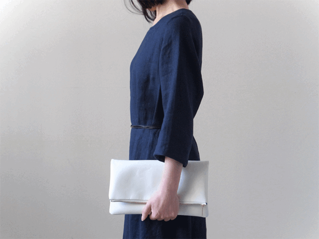 大人のシックな装いに - Clutch Bag - 白 - :カレン クオイルの画像1枚目