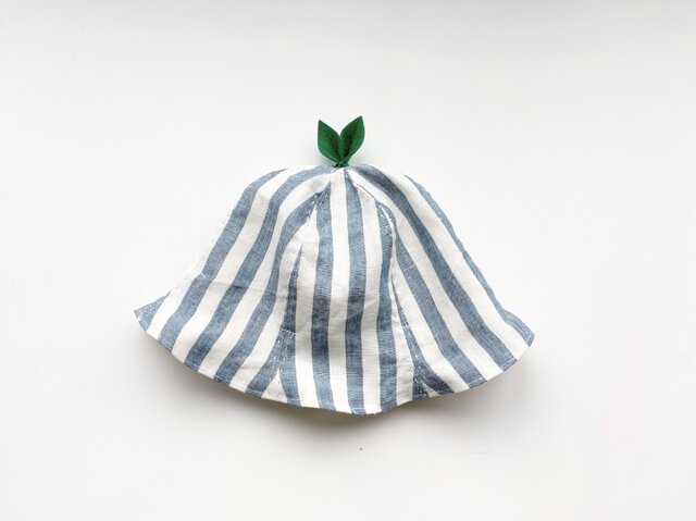 ぐんぐん大きくなあれ リネンの葉っぱハット ストライプの画像1枚目