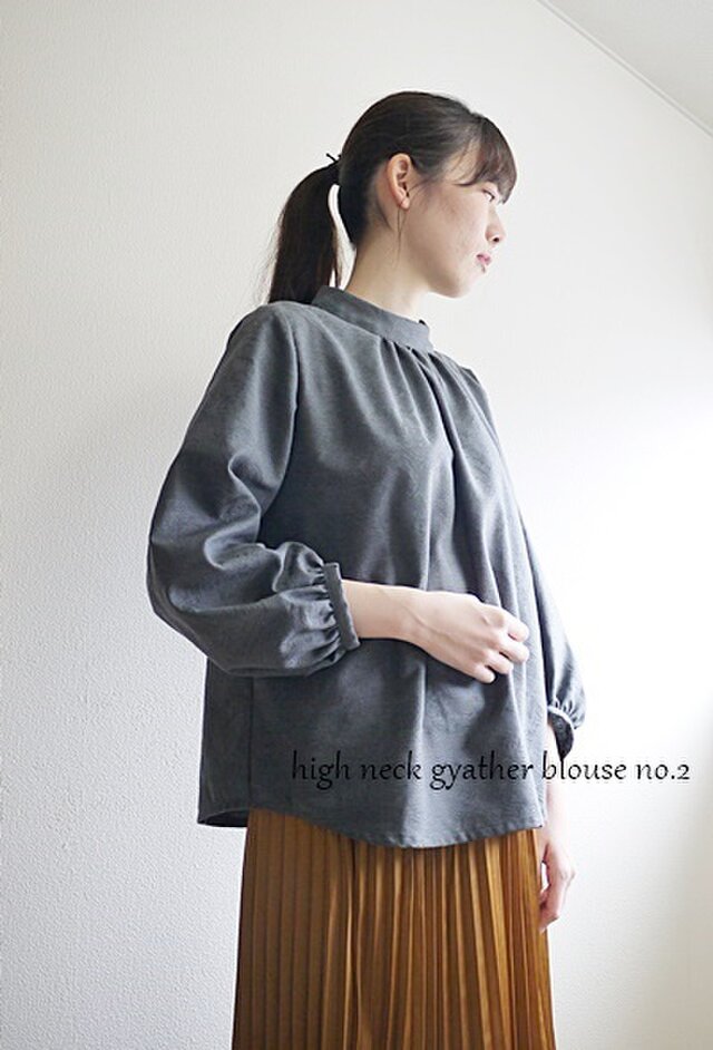 ★s様オーダー品★ハイネックギャザーブラウスno.2の画像1枚目