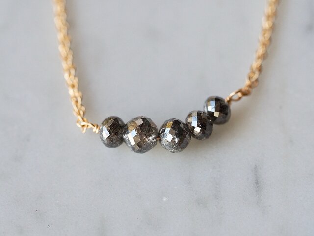 gentle love necklace black diamondsの画像1枚目