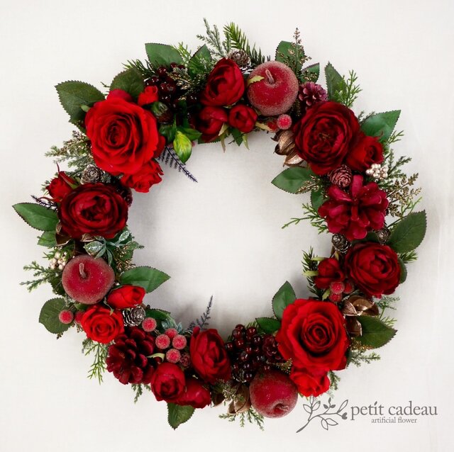 クリスマス 赤いバラの冬のリース | iichi 日々の暮らしを心地よく 