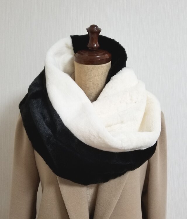 ボリュームたっぷり♡ふわふわラビットファーのスヌード♡バイカラー