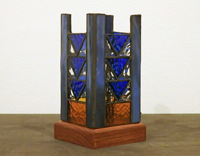 ステンドグラス アクセントランプ 「青の世界」 | iichi 日々の暮らし