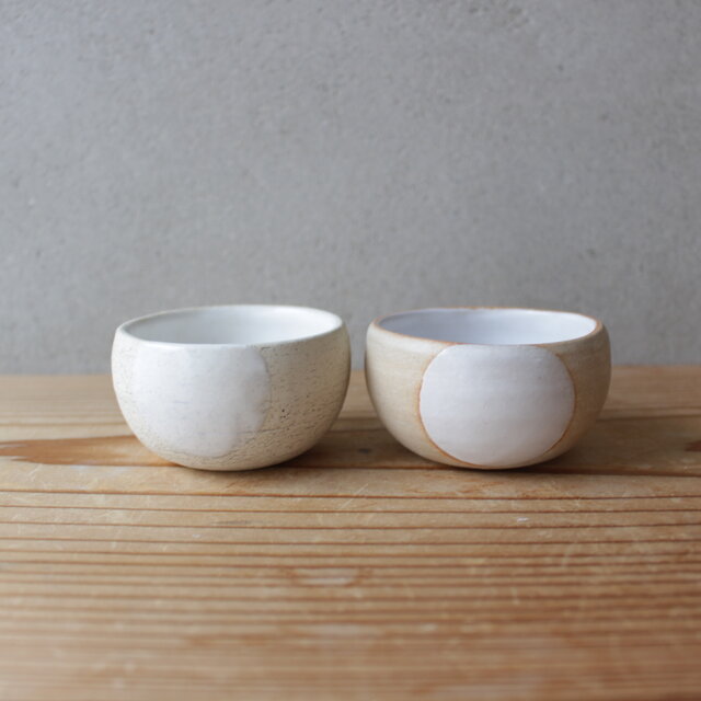 *限定品 育てるウツワ ペア まるい小鉢 白と茶 地シリーズの画像1枚目