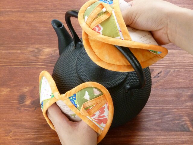 鍋つかみ(そらまめ)のペア ~陽だまり~の画像1枚目