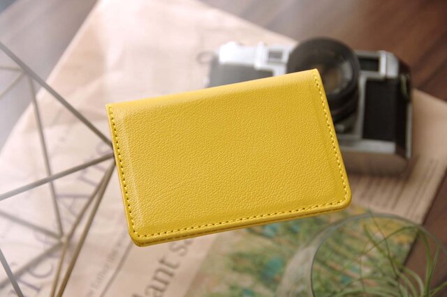 【あんず】Chloé イエローグリーン フラグメントケース　カードケース CHLOE》◇2つ折りパスケース（定期入れ・カードケース）◇イエロー