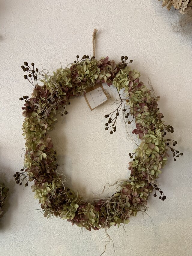 水無月のオーバルリース