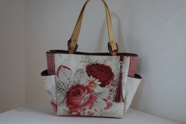 1様ご依頼品:サイドポケットバッグS(輸入生地アメリカ:ウェバリーNorfolk Rose)の画像1枚目